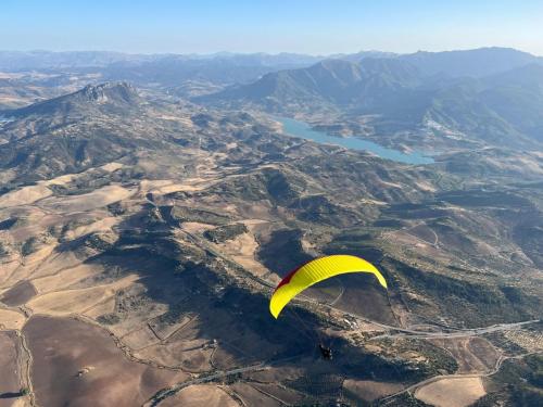 paraglide-spain-high-sierras-chris-williams-24